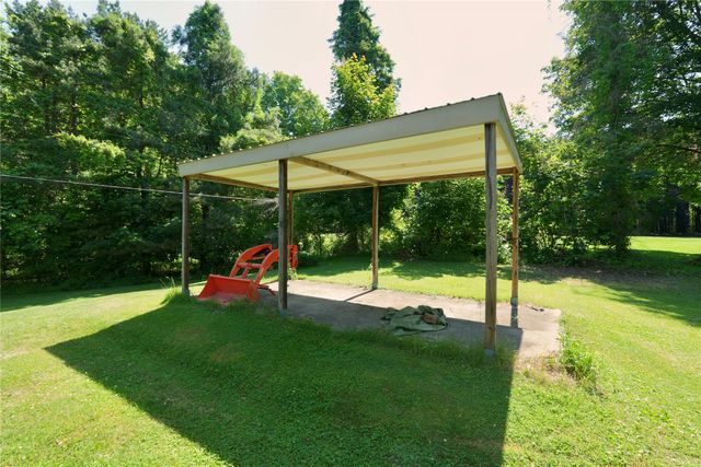7461 DAGGETT Road, Girard, PA 16417