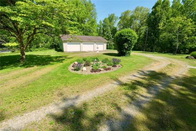7461 DAGGETT Road, Girard, PA 16417