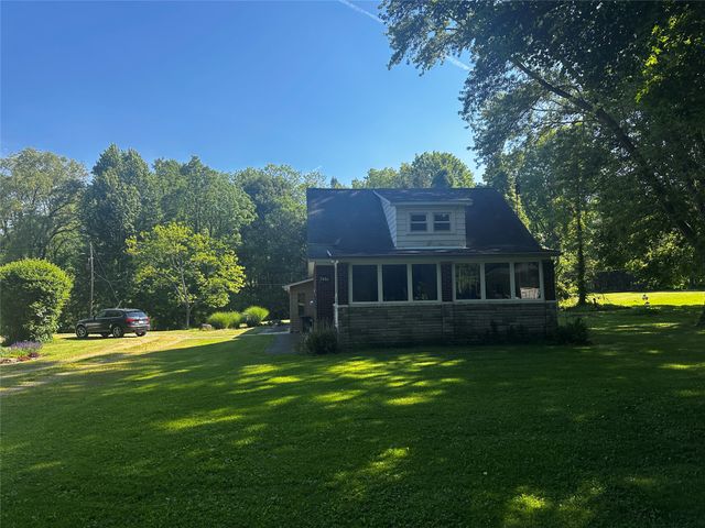 7461 DAGGETT Road, Girard, PA 16417