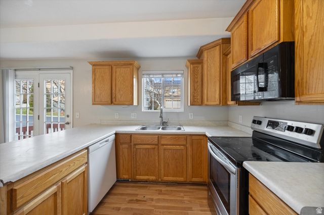 6777 S GREVILLEA LN, West Jordan, UT 84081