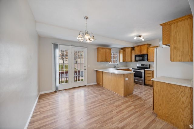 6777 S GREVILLEA LN, West Jordan, UT 84081