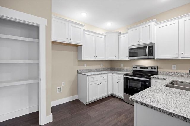 86 Maddox Lane, Chatsworth, GA 30705