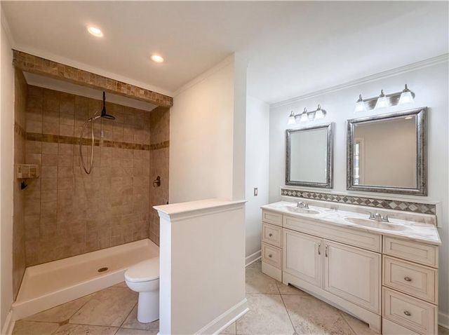 460 Hillsdale Drive, Fayetteville, GA 30214