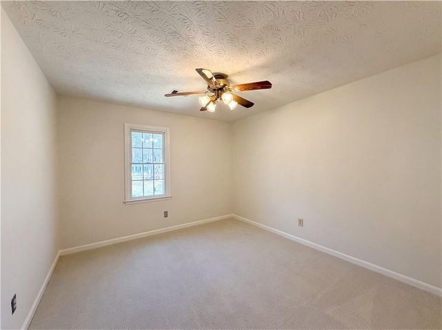 460 Hillsdale Drive, Fayetteville, GA 30214