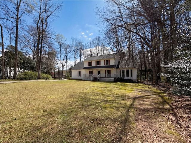 460 Hillsdale Drive, Fayetteville, GA 30214