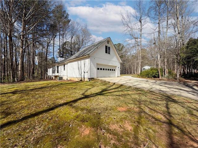 460 Hillsdale Drive, Fayetteville, GA 30214