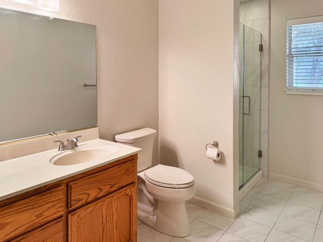 17572 Long Branch Ct, Penn Valley, CA 95946