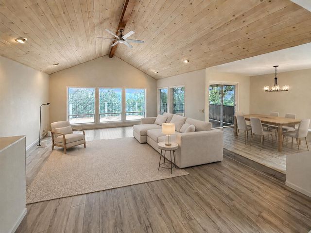 17572 Long Branch Ct, Penn Valley, CA 95946