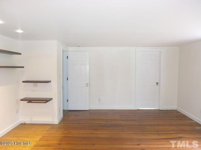 915 Phils Creek Road, Chapel Hill, NC 27516