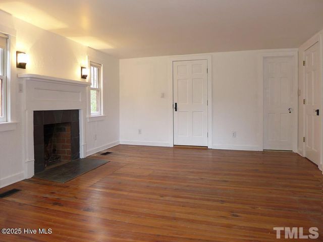 915 Phils Creek Road, Chapel Hill, NC 27516