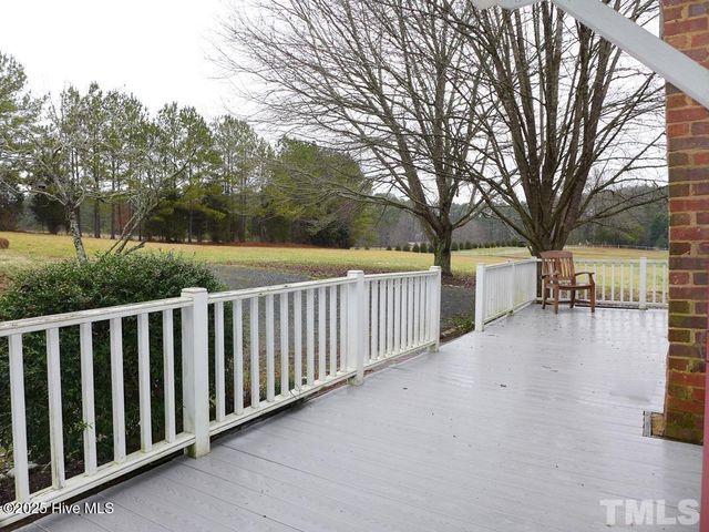 915 Phils Creek Road, Chapel Hill, NC 27516