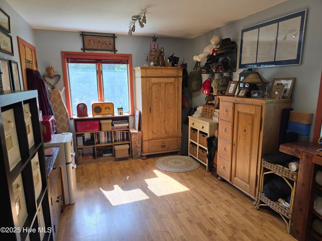 915 Phils Creek Road, Chapel Hill, NC 27516