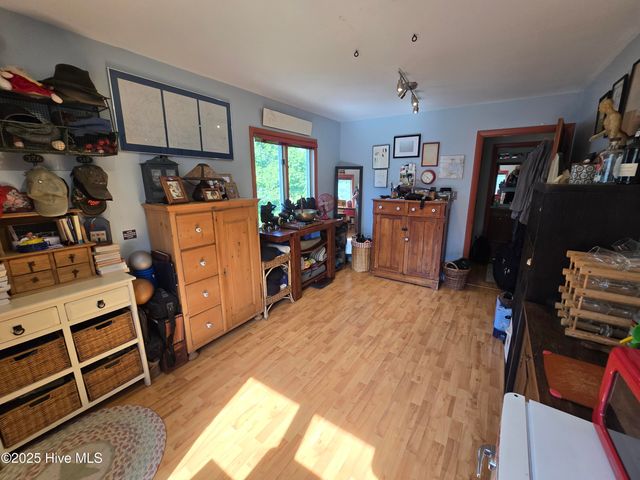 915 Phils Creek Road, Chapel Hill, NC 27516