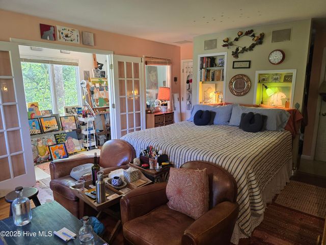 915 Phils Creek Road, Chapel Hill, NC 27516