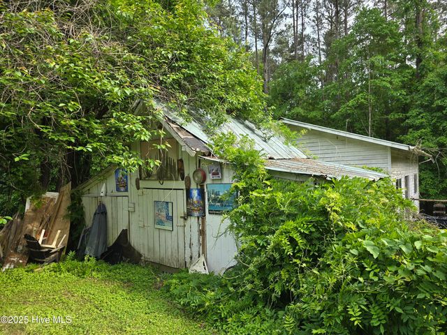 915 Phils Creek Road, Chapel Hill, NC 27516