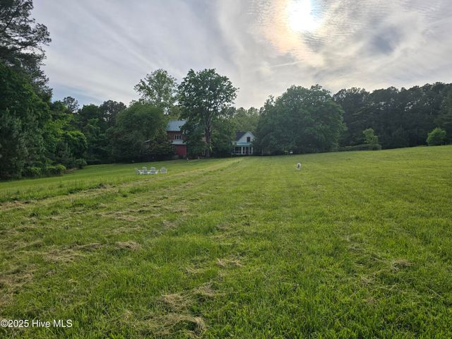 915 Phils Creek Road, Chapel Hill, NC 27516