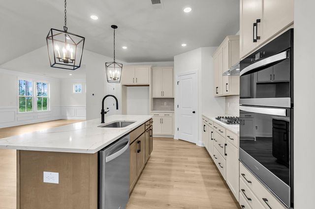 731 Maynard Lane, Summerville, SC 29486