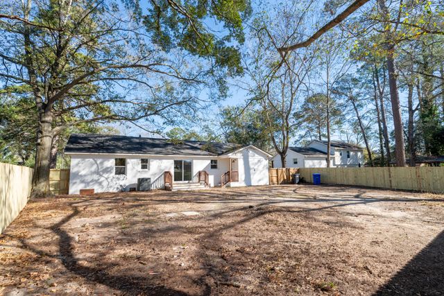 7643 Hillandale Road, North Charleston, SC 29420