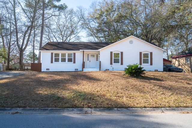7643 Hillandale Road, North Charleston, SC 29420