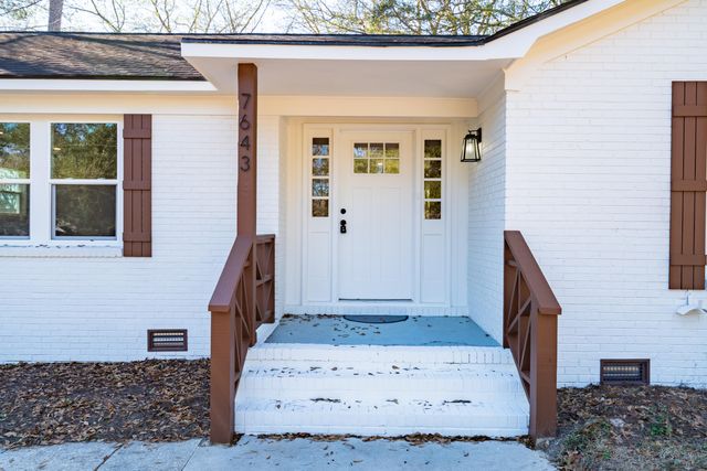 7643 Hillandale Road, North Charleston, SC 29420