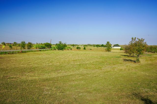 17901 Steger LN, Manor, TX 78653