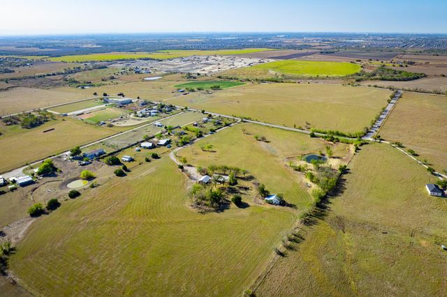 17901 Steger LN, Manor, TX 78653