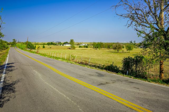 17901 Steger LN, Manor, TX 78653