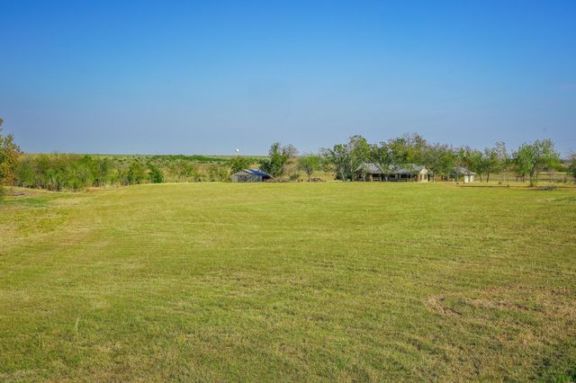 17901 Steger LN, Manor, TX 78653