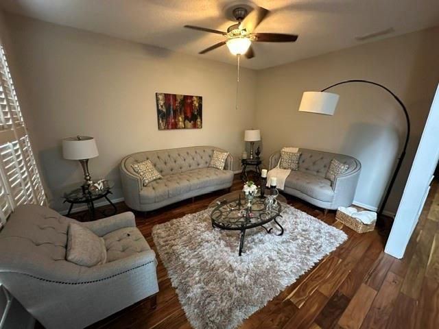 2722 Spindletop Lane NW, Kennesaw, GA 30144