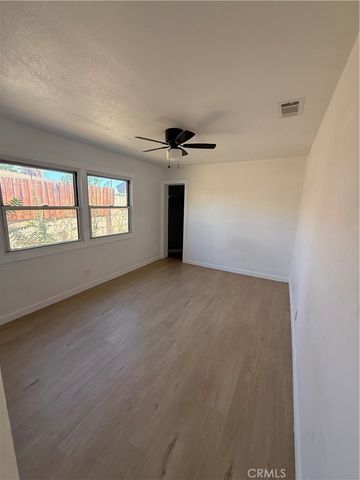37815 Robina Avenue, Palmdale, CA 93550