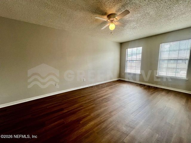 5285 BRIGHTON PARK Lane, Jacksonville, FL 32210