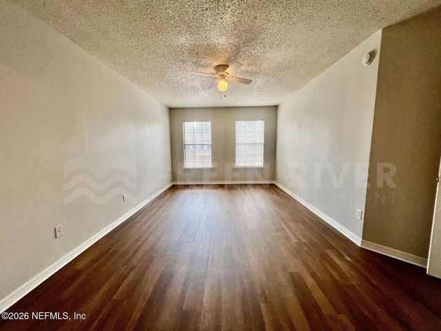 5285 BRIGHTON PARK Lane, Jacksonville, FL 32210