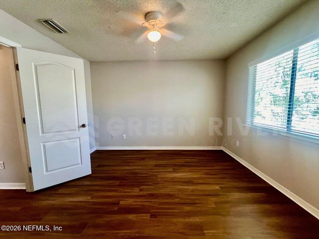 5285 BRIGHTON PARK Lane, Jacksonville, FL 32210