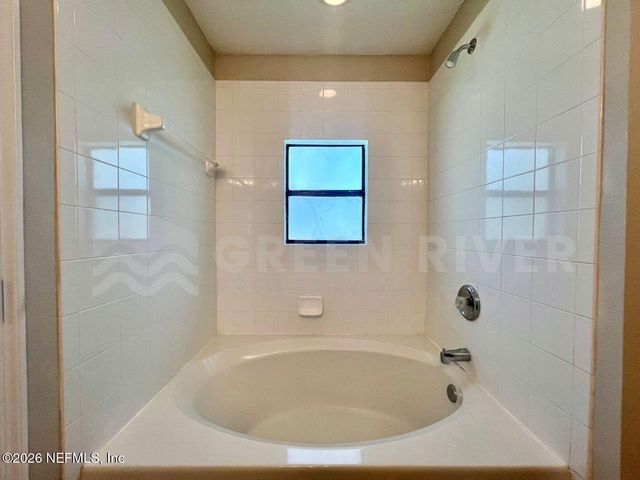 5285 BRIGHTON PARK Lane, Jacksonville, FL 32210