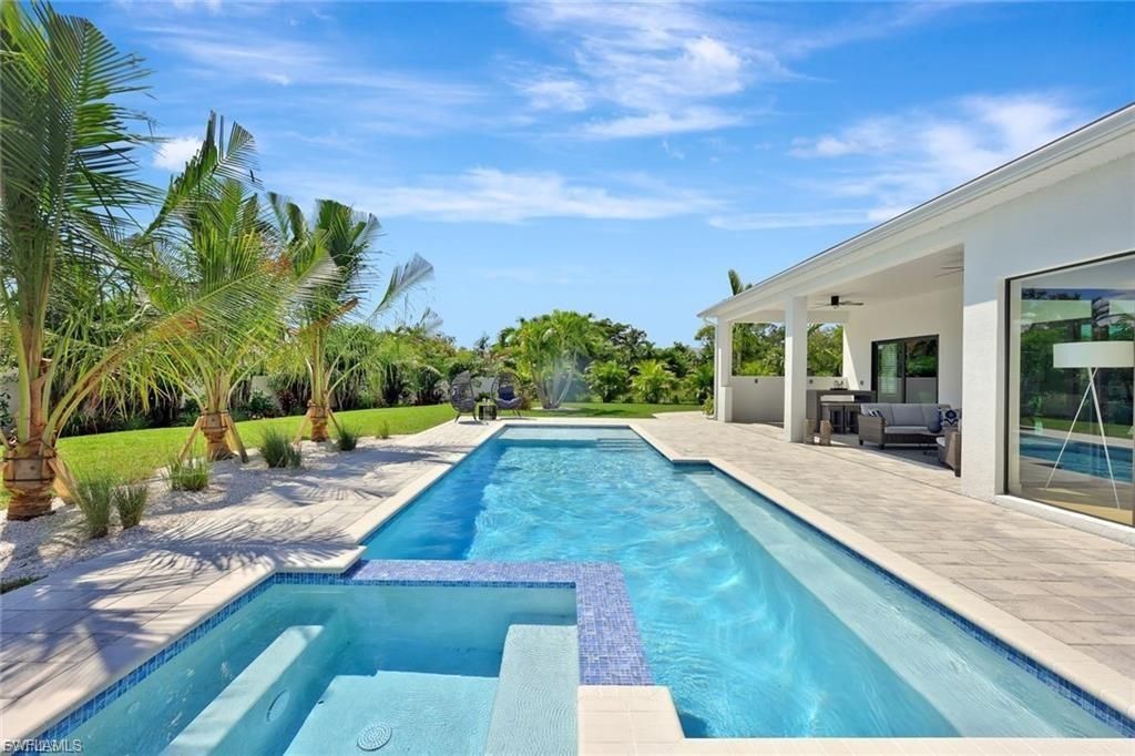 1337 Caloosa DR, FORT MYERS, FL 33901 — photo 2