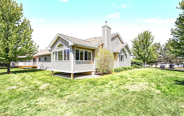 1117-1 Fountain View Circle, Holland City, MI 49423