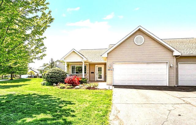 1117-1 Fountain View Circle, Holland City, MI 49423