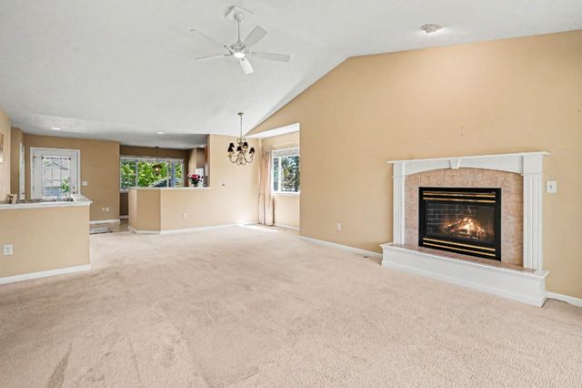 1117-1 Fountain View Circle, Holland City, MI 49423
