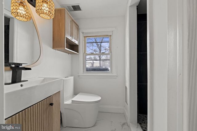 395 MONTGOMERY DR, Mantua, NJ 08051