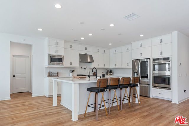 18130 Radiance Lane, Santa Clarita, CA 91350