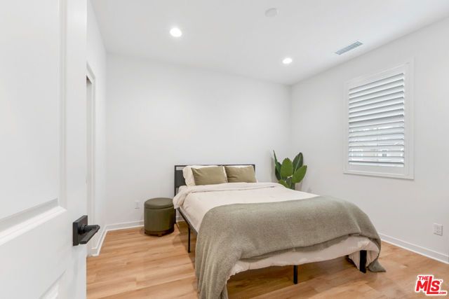 18130 Radiance Lane, Santa Clarita, CA 91350