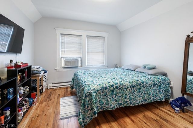 492 E 26Th St, Paterson City, NJ 07514