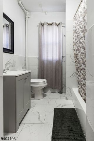 492 E 26Th St, Paterson City, NJ 07514