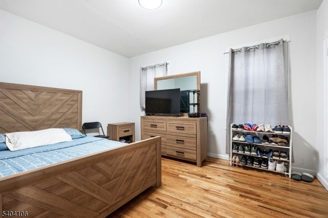 492 E 26Th St, Paterson City, NJ 07514