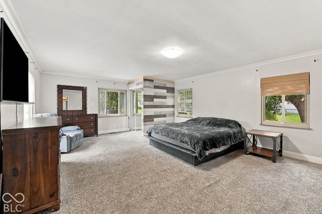 27 W Roberts Road, Indianapolis, IN 46217