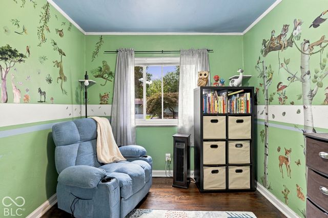 27 W Roberts Road, Indianapolis, IN 46217