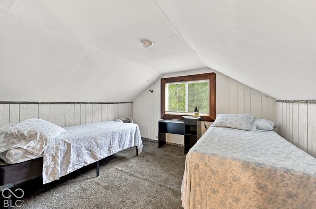 27 W Roberts Road, Indianapolis, IN 46217