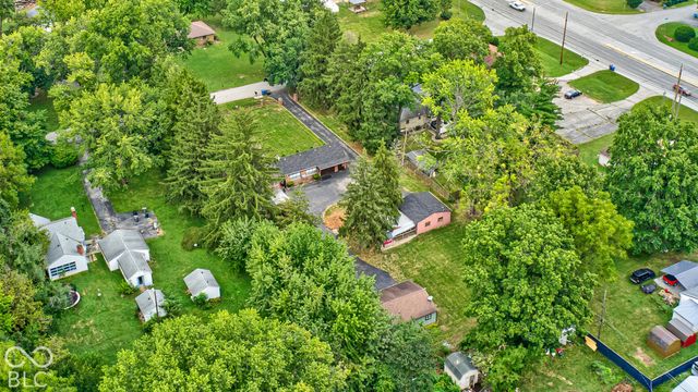 27 W Roberts Road, Indianapolis, IN 46217