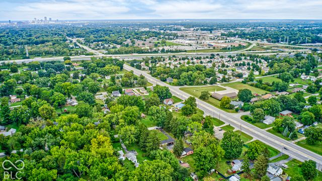 27 W Roberts Road, Indianapolis, IN 46217