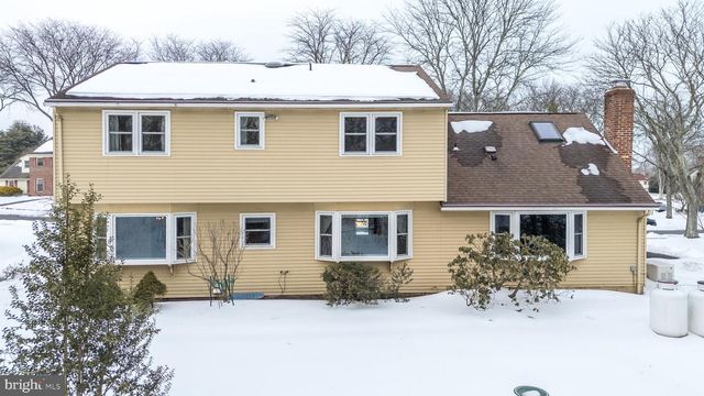 1091 INDEPENDENCE DR, Yardley, PA 19067